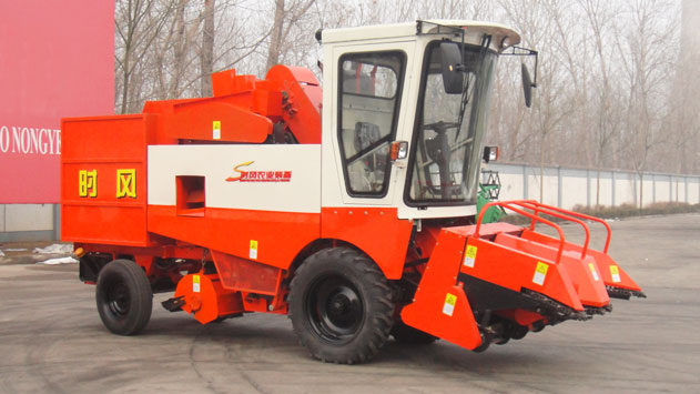 4YZP-2A型自走式玉米收獲機(jī)